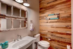 Reclaimed wall planks