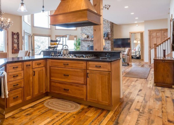 Reclaimed pine flooring