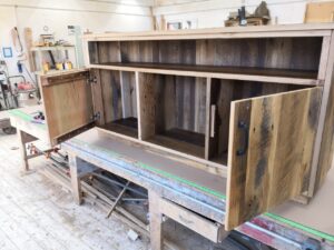 Cabinet Cabinet