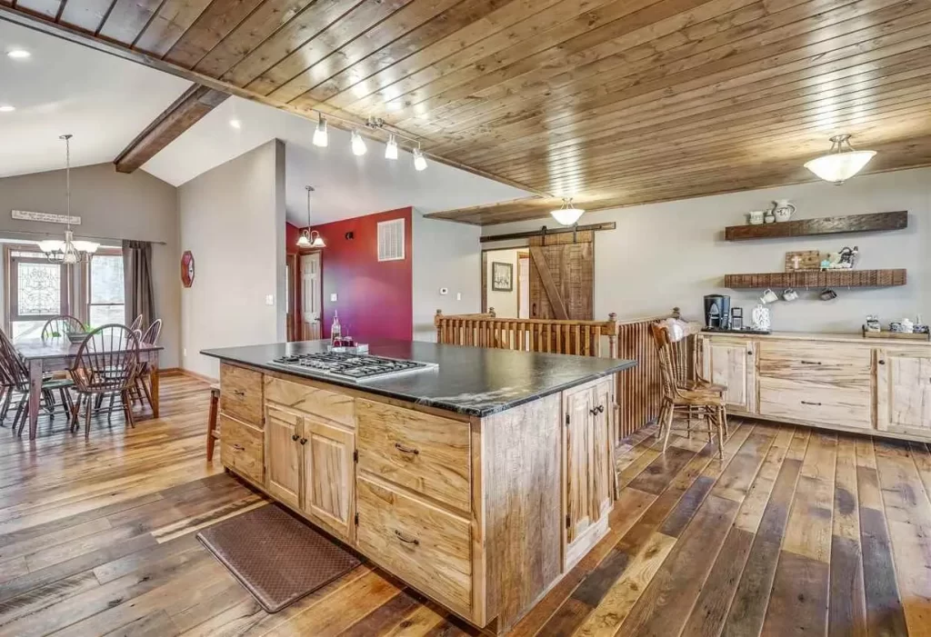 reclaimed oak flooring