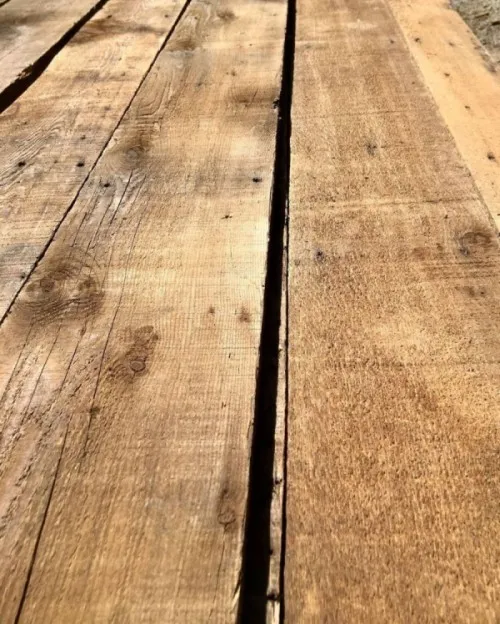 Reclaimed Wood Wall Planks