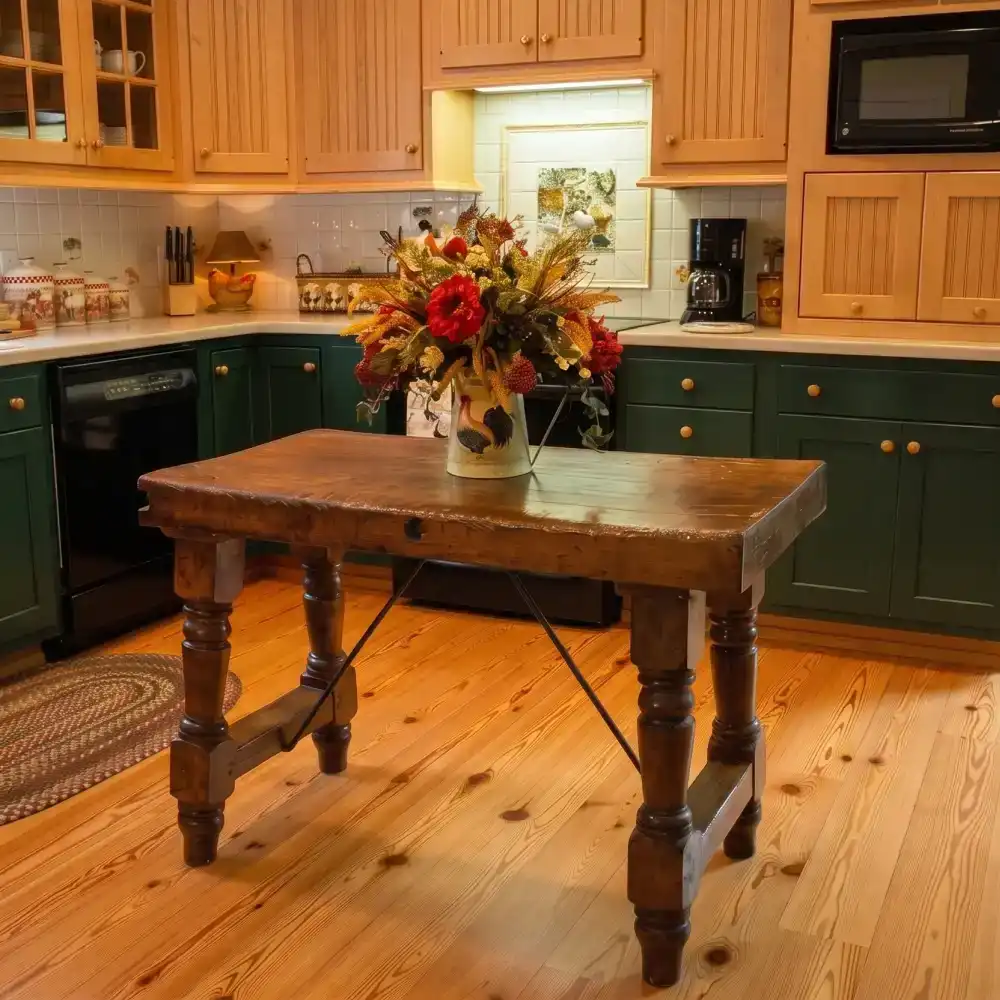 Select grade of heart pine flooring in a country kitchen